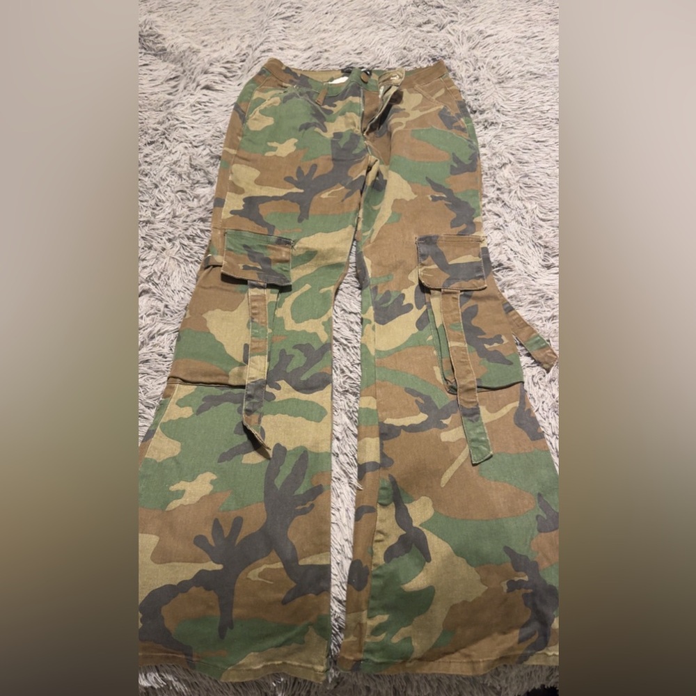 Fashion Nova Camouflage Cargo Pants